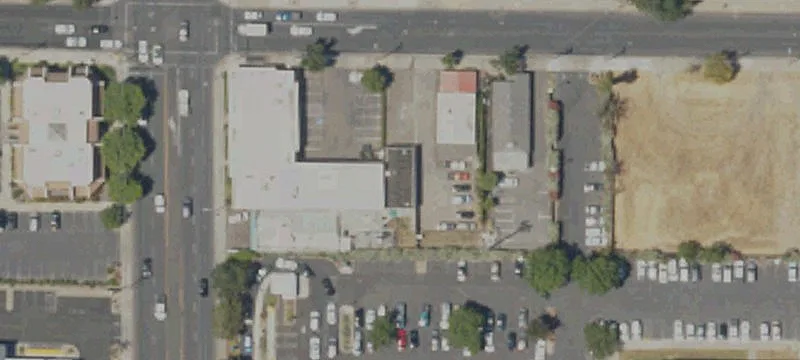 Restaurant and Kennel Property