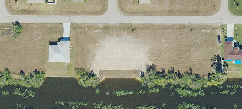 Waterfront Canal Land