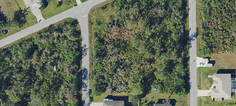 Oversized Residential Homesite Land