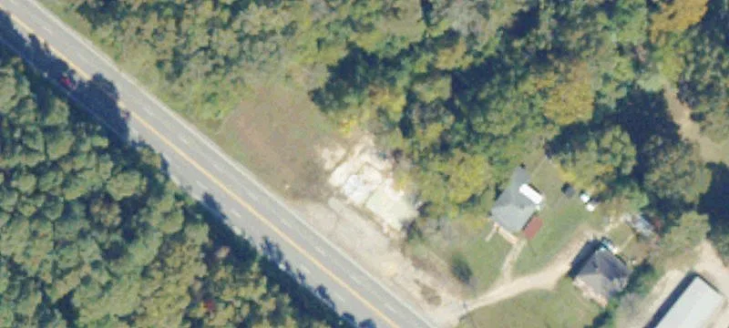 Commercial Land with Free-Standing Building