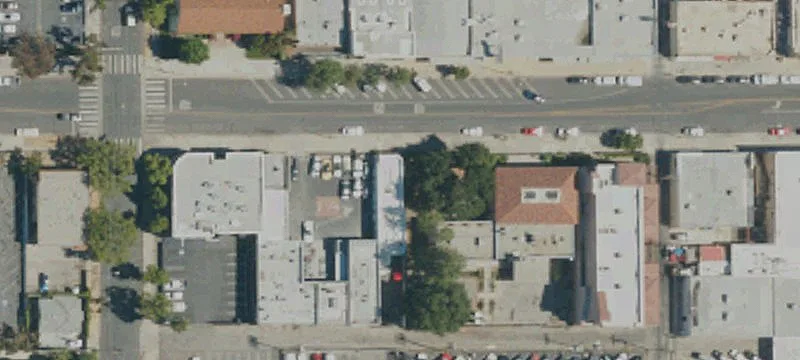 Single-Tenant Office Building