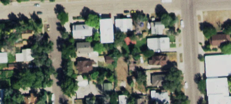 Five-Unit Income Apartment Building