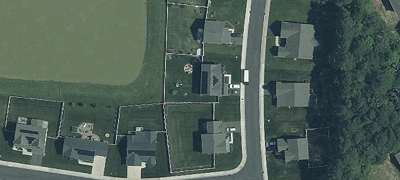 Estate Home Lot with Public Utilities