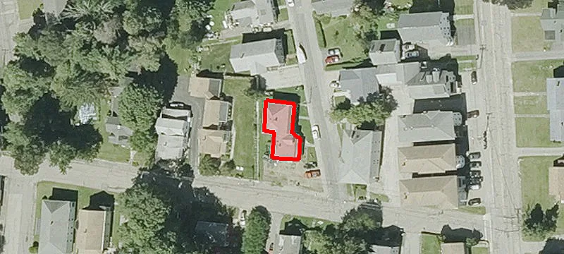 First-Floor Apartment for Immediate Move-In
