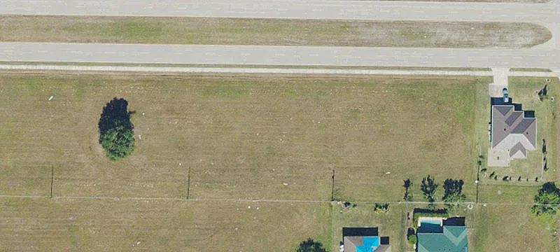Oversized Commercial Land Lot