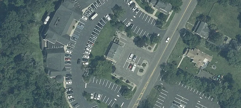 Freestanding Retail Grocery Building