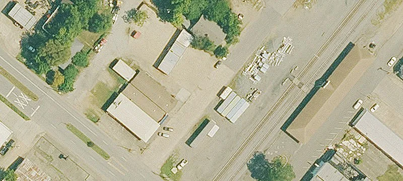 Automotive Workshop with Four-Post Lift