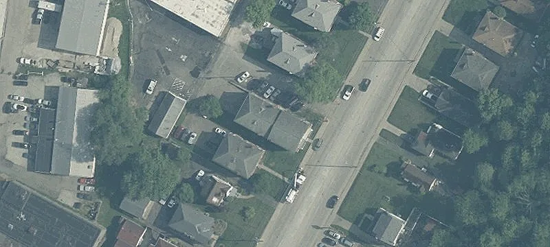 10-Unit Apartment Building