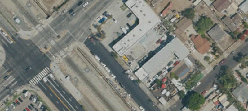 Leased Shopping Plaza with Anchor
