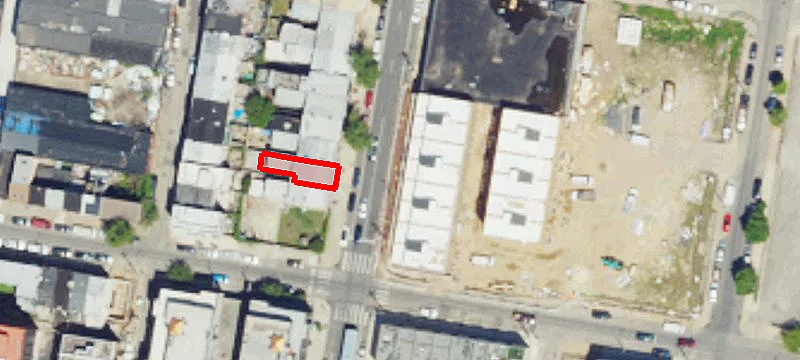 Live-Work Double-Wide Corner Building
