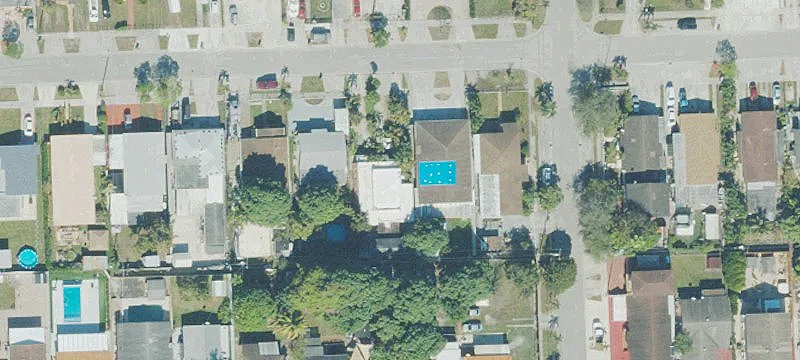 Updated Triplex with Detached Unit