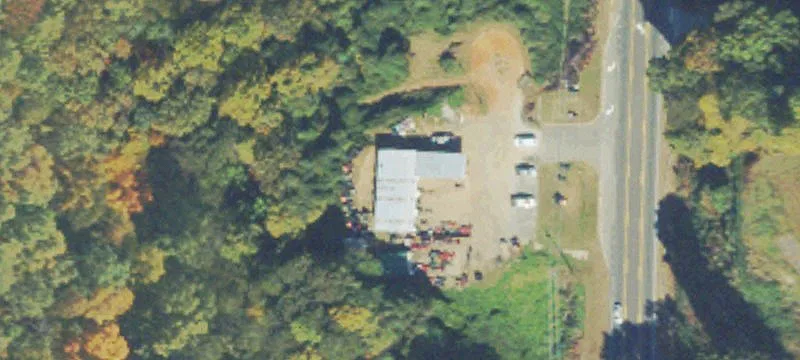 Warehouse with Roadside Visibility