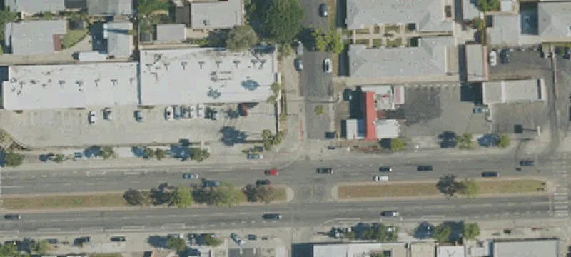 Fully Leased Shopping Center