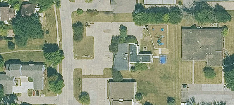 Office Building in Established Park