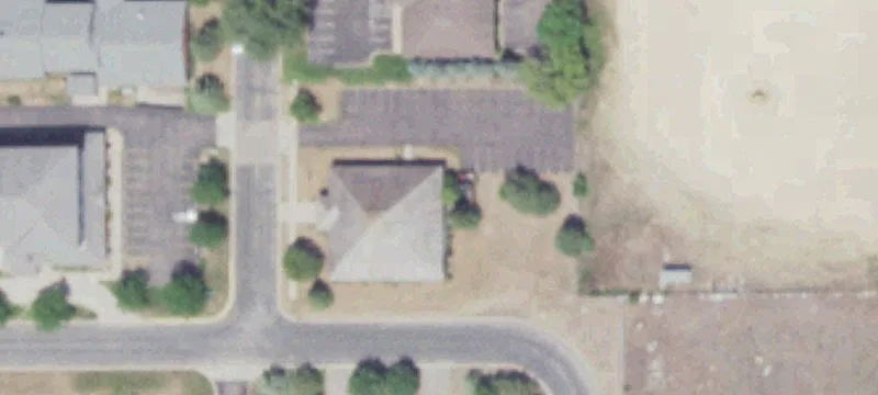 Single-Level Office Building with Parking