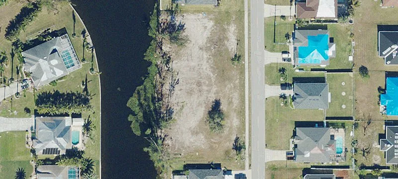 Freshwater Canal Waterfront Lot
