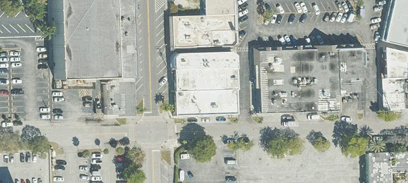 Retail Suites in Shopping Center