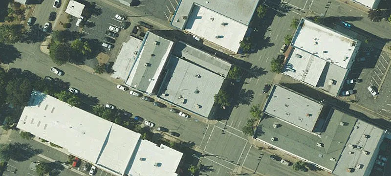 Three-Front Retail Building