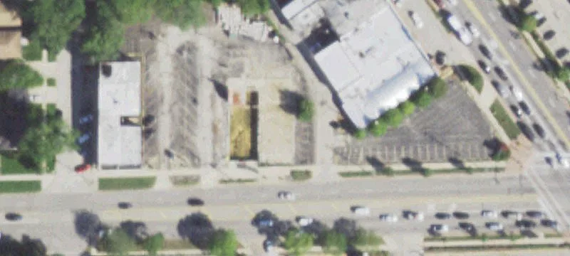 Freestanding Restaurant with Ample Parking