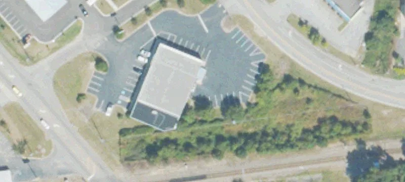 Wine and Beverage Retail Building