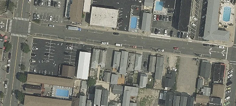 Seaside Quadplex Near Ocean