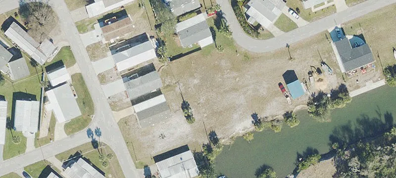 Waterfront Canal Lot in Terra Mar