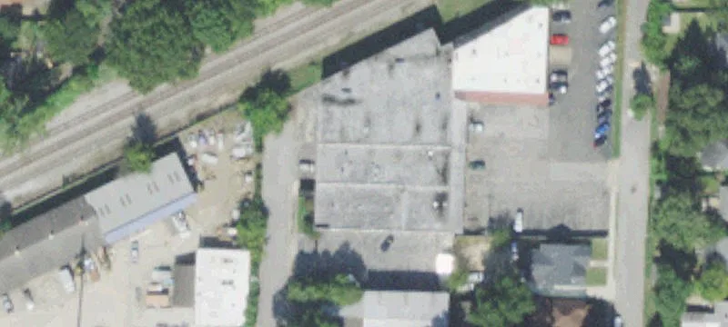 Fully Renovated Flex Building
