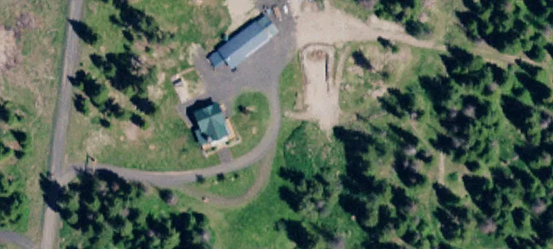 Workshop-Equipped Land Parcel