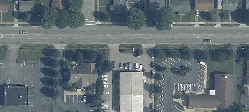 8-Bay Tire and Auto Shop