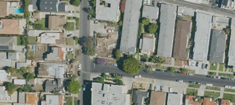 Triplex with RTI Development Potential