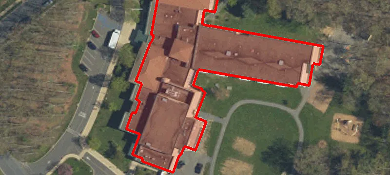 Retail Space in Anchored Shopping Center