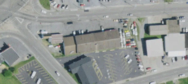 Retail/Office Space with Drive-In Door