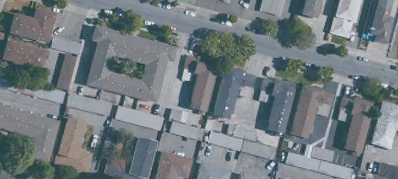 6-Unit Apartment Building