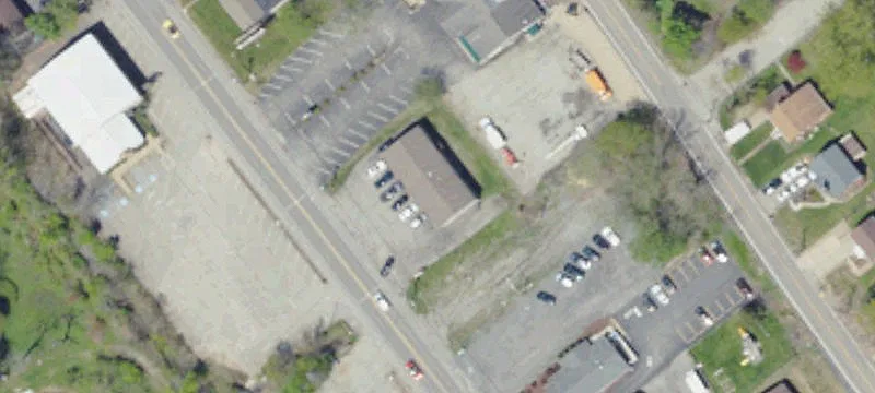 Office Building with 4,480 SF