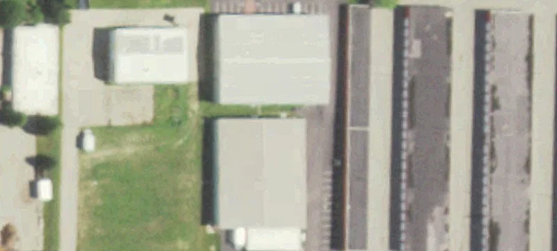 Multi-Unit Warehouse with Showrooms