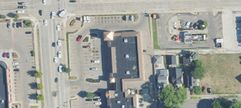 Retail Space in Shopping Center