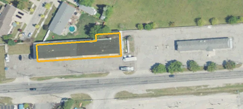 Retail-Zoned Commercial Land