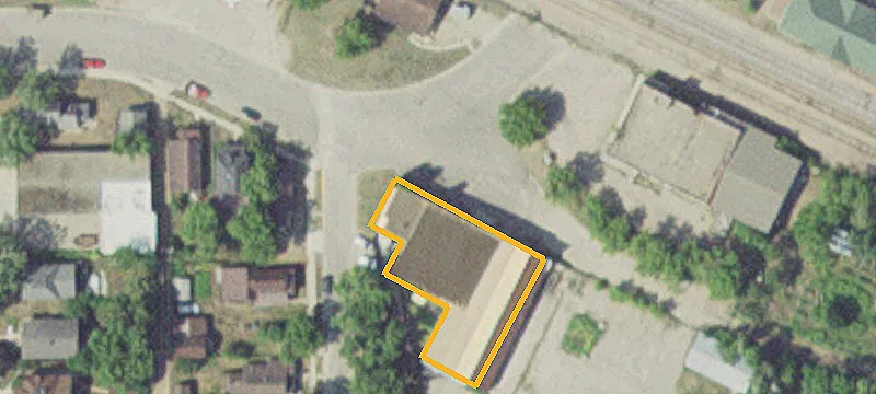 Waterfront Land with Lakeshore