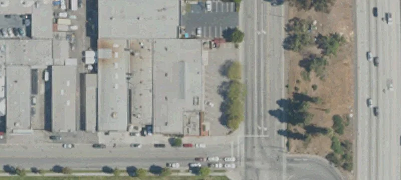 Retail-Warehouse and Autobody Complex