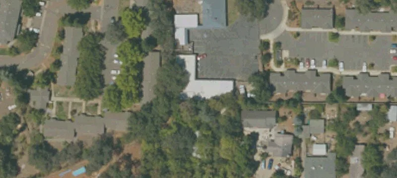 Multi-Use Commercial Unit