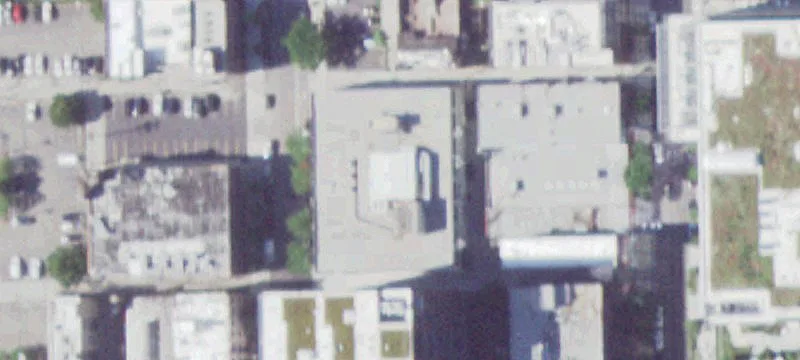 Bi-Level Flagship Retail Building