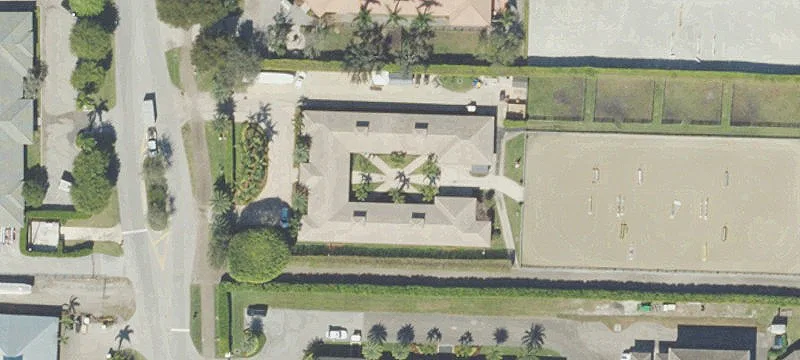 Equestrian Facility with 16 Stalls