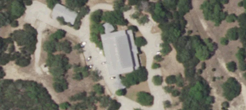 Office Building with Auxiliary Facility