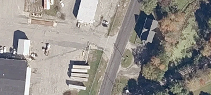 Multi-Building Specialty Property with Frontage