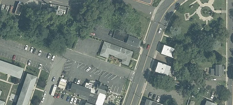 Four-Unit Professional Office Building