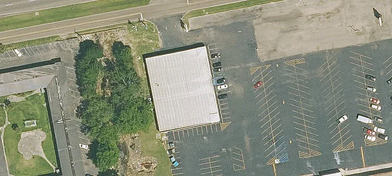 Multi-Tenant Retail Shopping Center