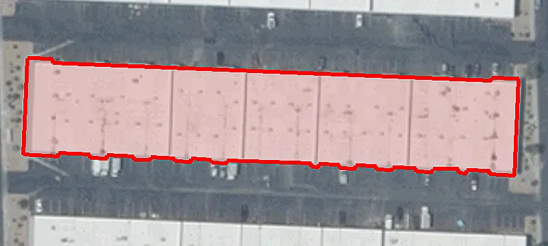 Flexible Warehouse with Roll-Up Door