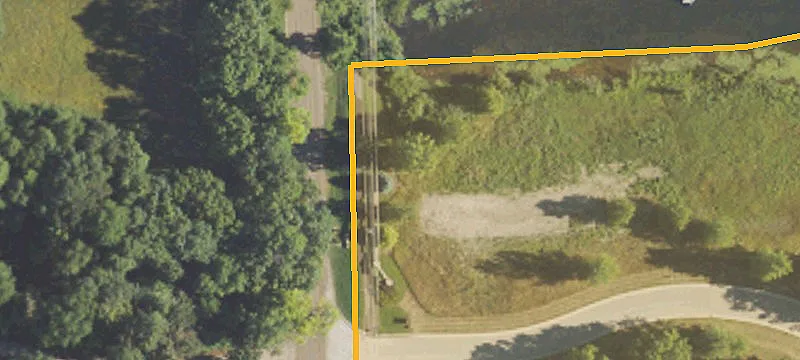 Lakefront Walkout Residential Lot