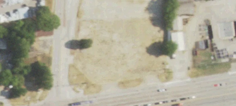 Retail Building on Signalized Corner