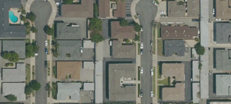 6-Unit Apartment Building